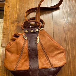 Valentina slouch bag